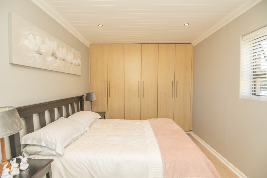 4 Bedroom Property for Sale in Clarendon Marine Eastern Cape